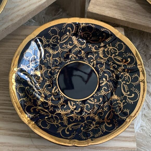 Set Of Three Small Dark Navy Blue & Gold Porcelain Saucers Signed Richard Ginori - Picture 6 of 16